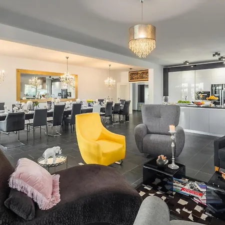 Beautiful In With Kitchen Holiday home Liznjan